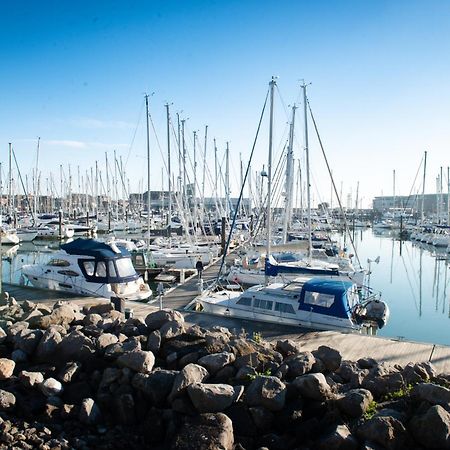 Rooms At Haslar Marina Госпорт Екстериор снимка