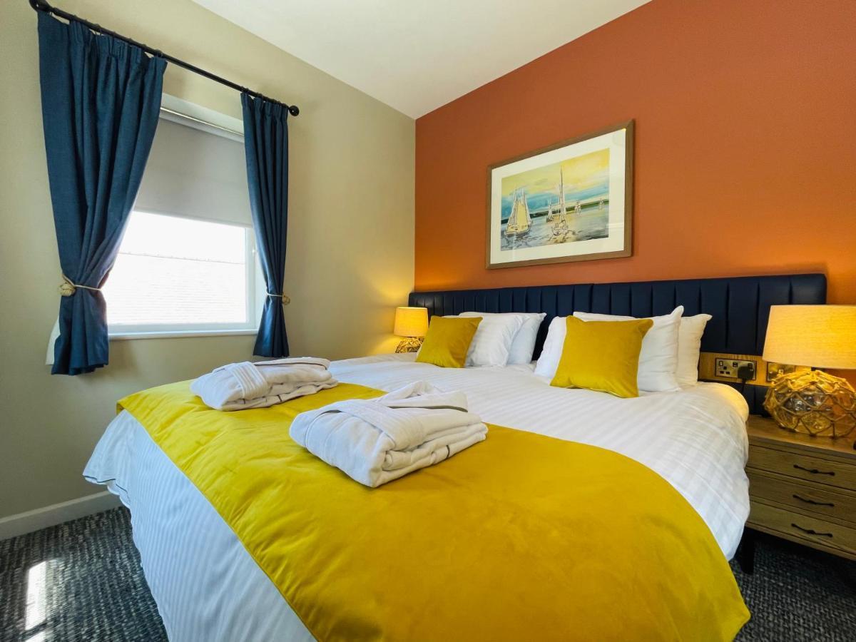 Rooms At Haslar Marina Госпорт Екстериор снимка
