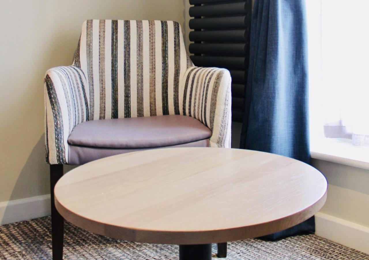 Rooms At Haslar Marina Госпорт Екстериор снимка