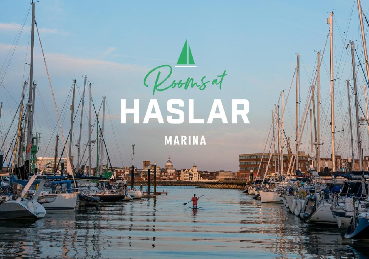 Rooms At Haslar Marina Госпорт Екстериор снимка